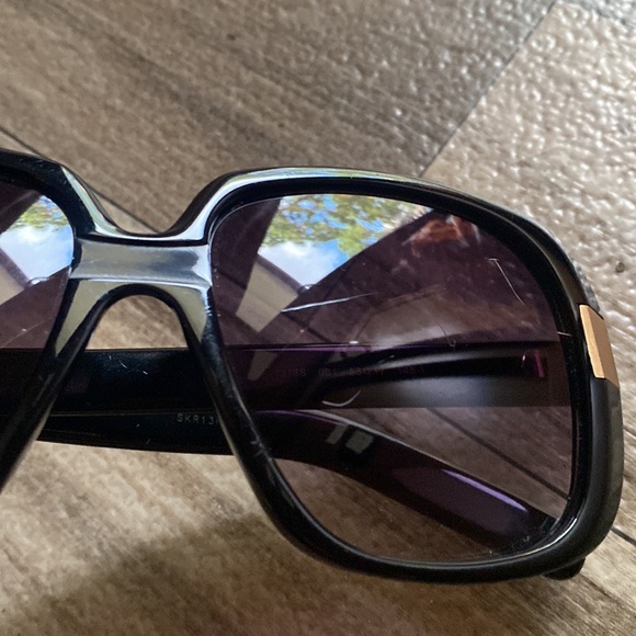 GUCCI - Picture 9 of 10